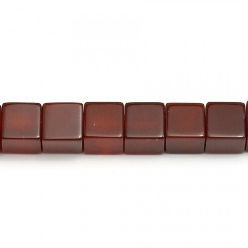 Rot gefärbter Achat, quadratische Form, Messung 8mm x 4pcs