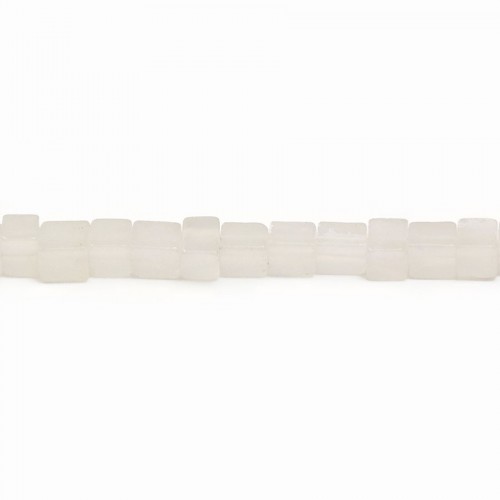 Weiße Jade Würfel 4mm x 40cm