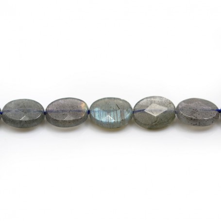 Labradorite grey, in the shape of a faceted ovale 8x10mm x 38cm