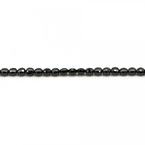 Espinela negra redonda plana facetada 2mm x 40cm