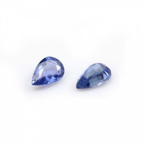 Saphir in blauer Farbe, zum Einfassen, birnenförmig geschliffen, 4x6mm x 1Stk