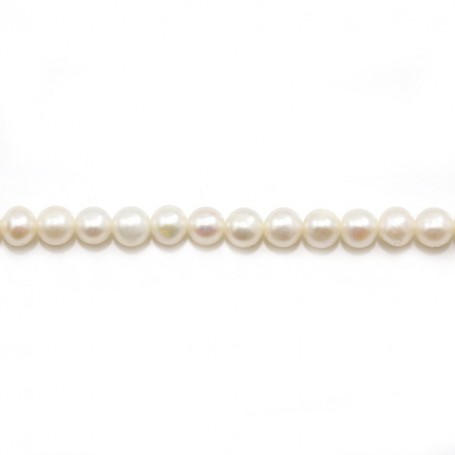 Round white freshwater pearls on thread 4-5mm x 40cm