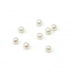Freshwater cultured pearls, white, round, 1.5-1.8mm x 10pcs