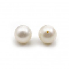Freshwater cultured pearl, half-drilled, white, round, 7-7.5mm x 1pc