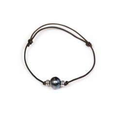 Leather bracelet with Tahitian cultured pearls