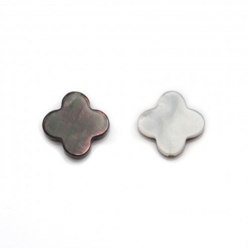grey shell with Clover 13 mm X 2pcs