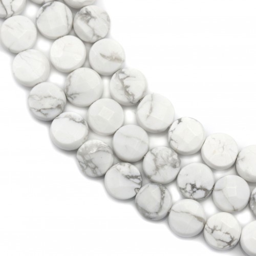 White howlite, in the shape of round and flat pearls, 6mm x 40cm