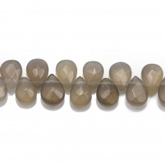 Grey agate, in shape of a faceted flat drop, 7 * 9mm x 4pcs