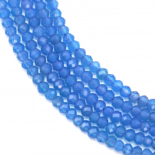 Agate teinté, couleur bleu, en forme de rondelle facetté, de taille 2*3mm x 39cm