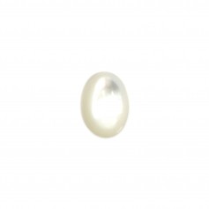 Weißes Perlmutt Cabochon , ovale Form 7x9 mm x 1St