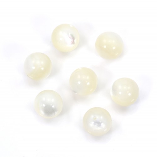 Mother of pearl white, half drilled, round 8mm x 4pcs 