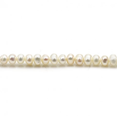 Perles d'eau douce blanche ovale 4mm x 40cm