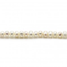 Perlas cultivadas de agua dulce, blancas, ovaladas, 5,5-6mm x 37cm